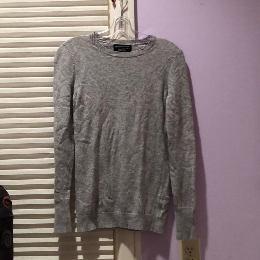 Banana Republic gray cashmere sweater